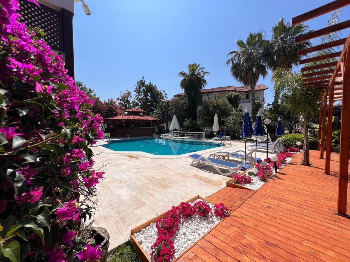 Palma Rosa Hotel Çamyuva Buitenkant foto